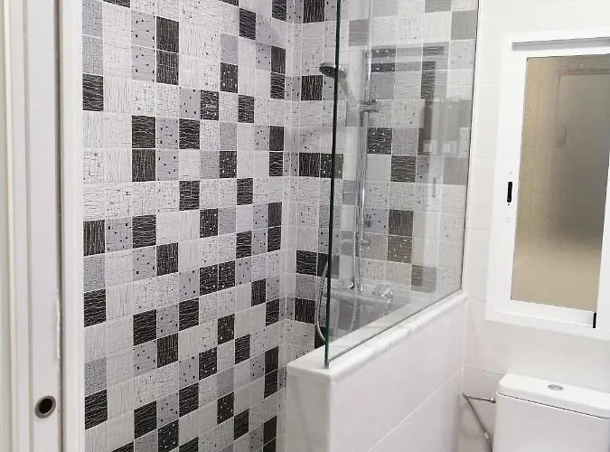 Mezquita- Elite, Parking, Wifi شقة قرطبة